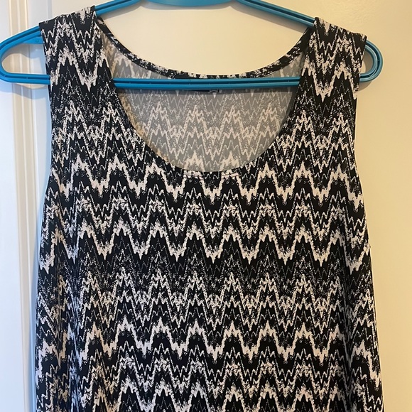 Cute summer dress, sleeveless tent dress size L. - Picture 4 of 4